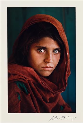 STEVE MCCURRY (1950- ) Afghan Girl (Sharbat Gula). 1984; printed before 1995.                                                                    